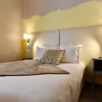 Majestic Hotel 3*