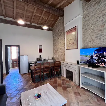 Majestic 3* Nîmes