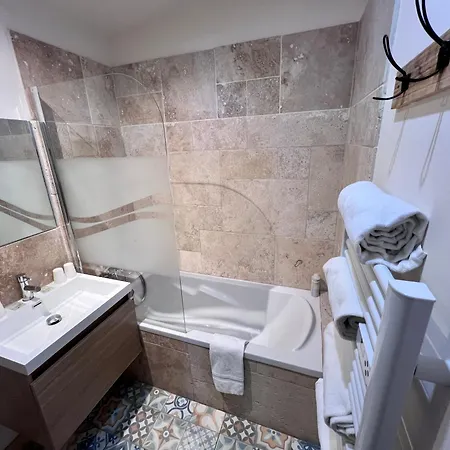 Hotel Majestic 3*