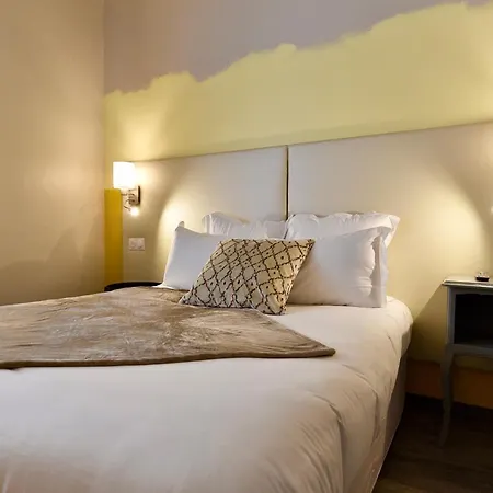 Majestic Hotel 3*