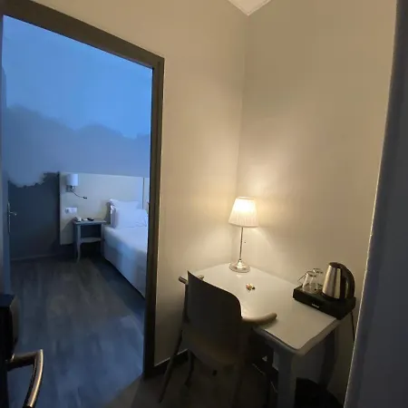Majestic 3* Nîmes