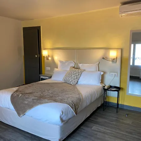 Majestic 3* Nîmes