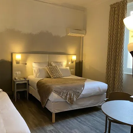 Majestic 3* Nîmes