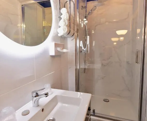 Hotel Majestic Nimes